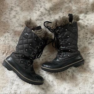 Sorel Tofino Fur Lined Waterproof Snow Boots Black